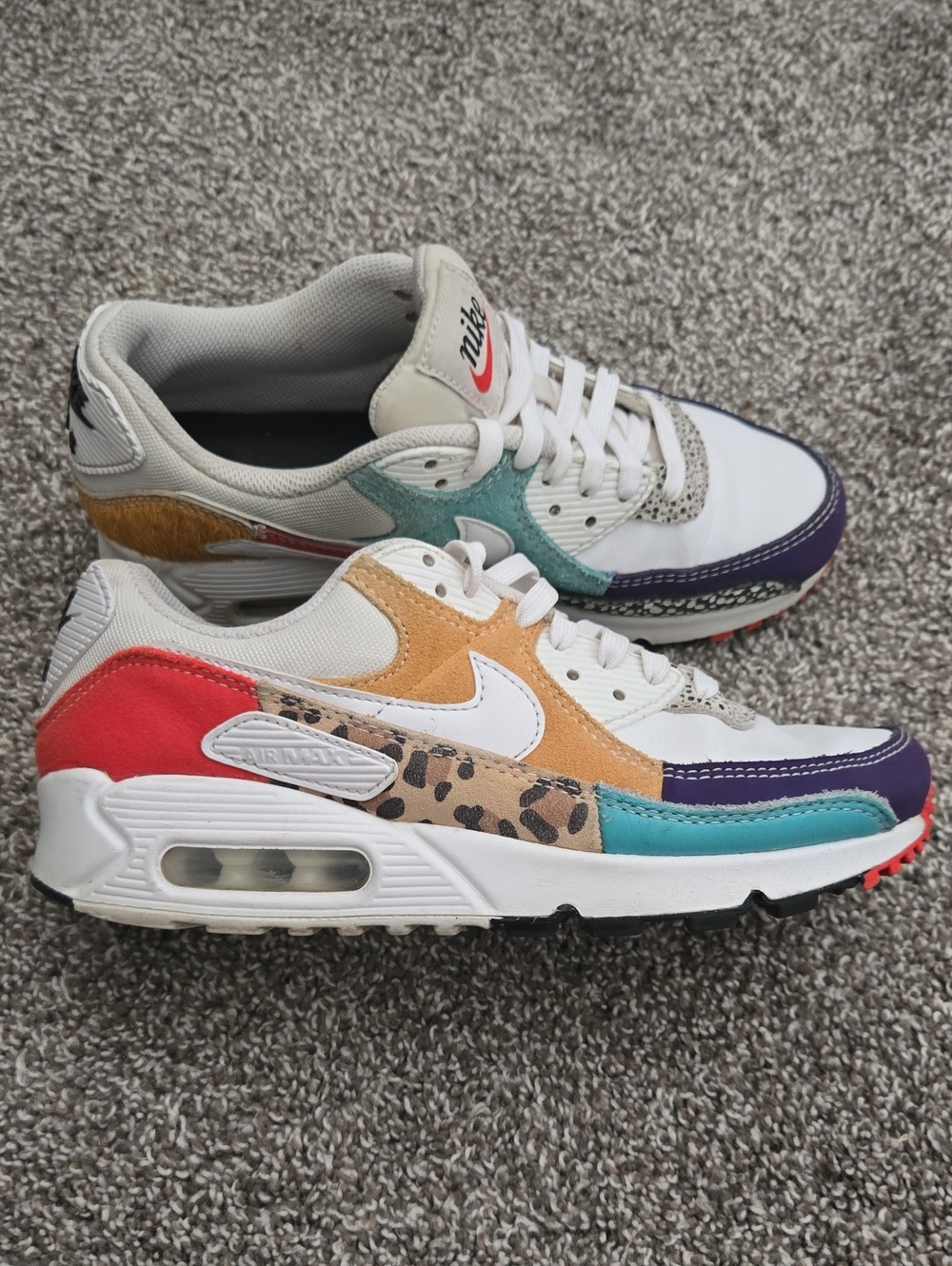 Nike Women’s Sz7 Sneakers with Teal, Purple, Red and Tan Accents